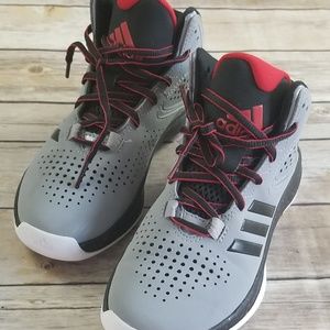 Adidas Boys Size 2 Basketball Sneakers